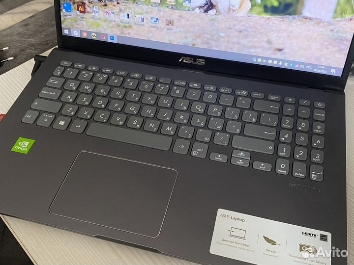 Ноутбук asus Laptop