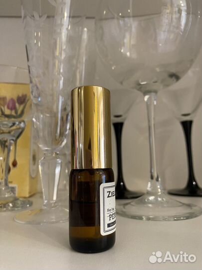 Zielinski & Rozen Leather, Sandalwood, Amber