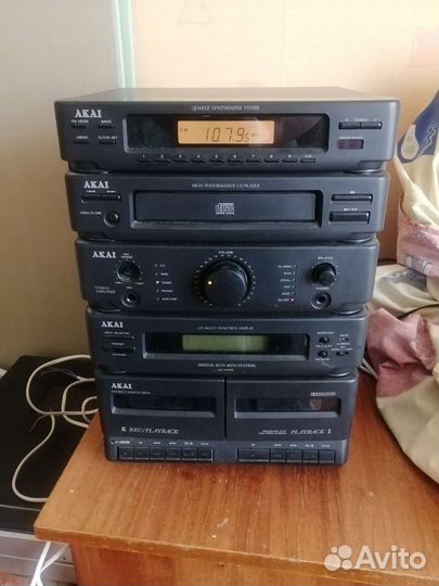 Музыкальный центр akai ac-mx92