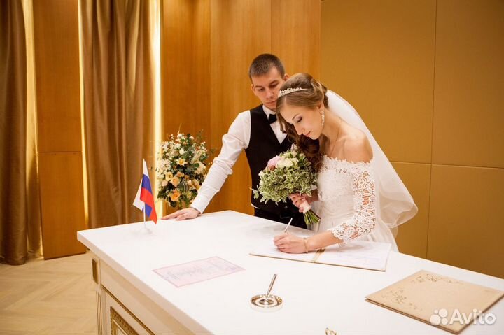 Свадебный фотограф и видеооператор