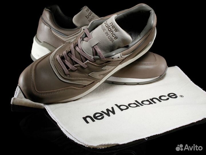 New Balance 997 x Horween leather M997BKR. US 10,5