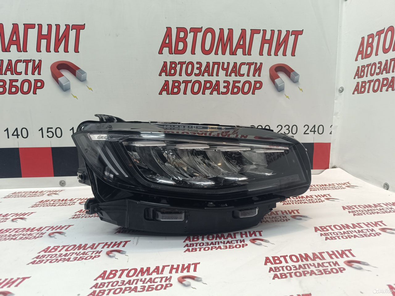 Фара правая Geely Atlas pro Belgee X70