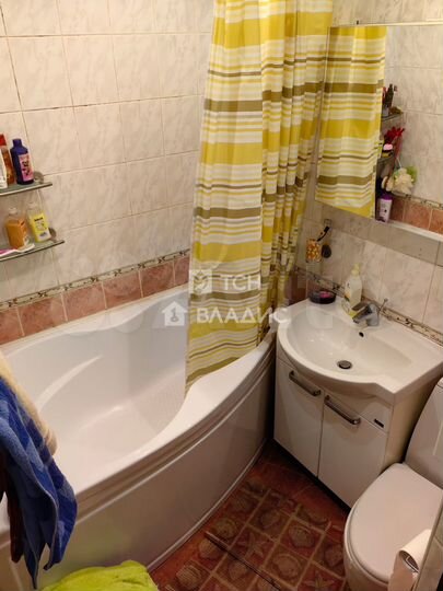 2-к. квартира, 42,7 м², 2/5 эт.