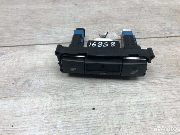 Блок управления сиденьем Hyundai I20 хэтчбек G4LA