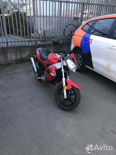 Новый спортивный скутер-байк Omaks Leike GY180