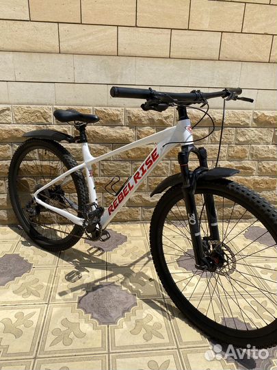 Велосипед rebel rise 29r
