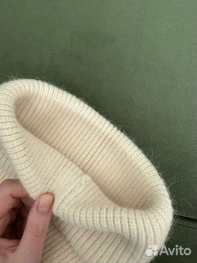 Шапка вязаная женская