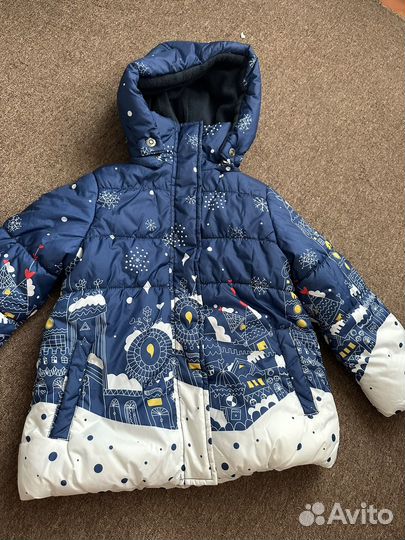 Куртка на 4-5 лет
