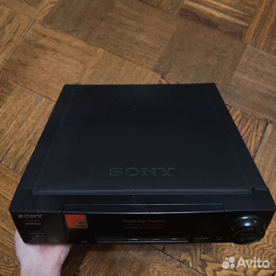 Видеомагнитофон sony