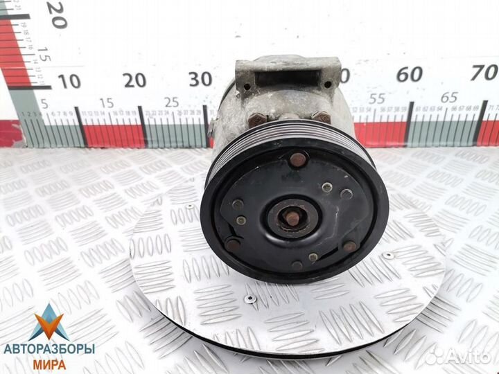 Компрессор кондиционера Renault Megane рест. 2000