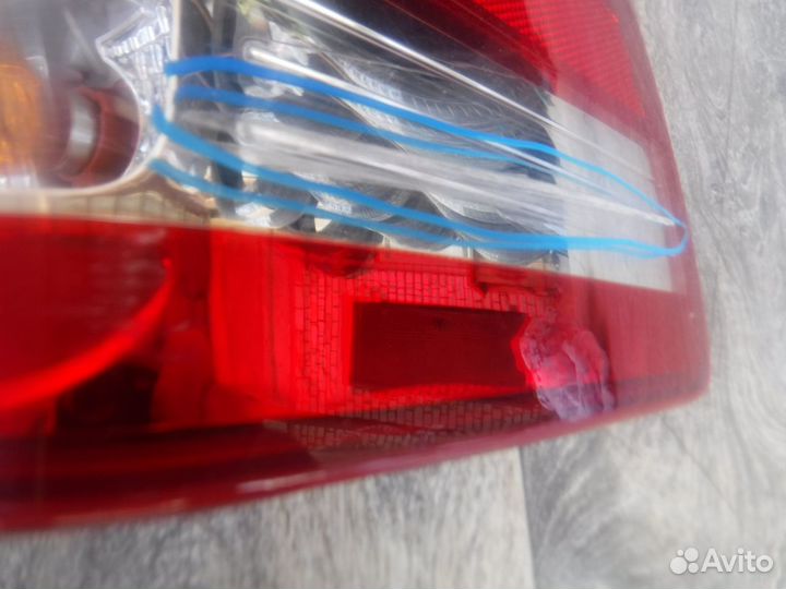 Фонарь правый №19 KIA Mohave 2017
