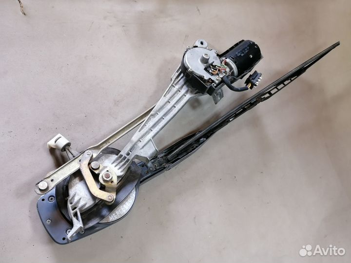 Стеклоочиститель в сборе Mercedes 190 W201 1982-93