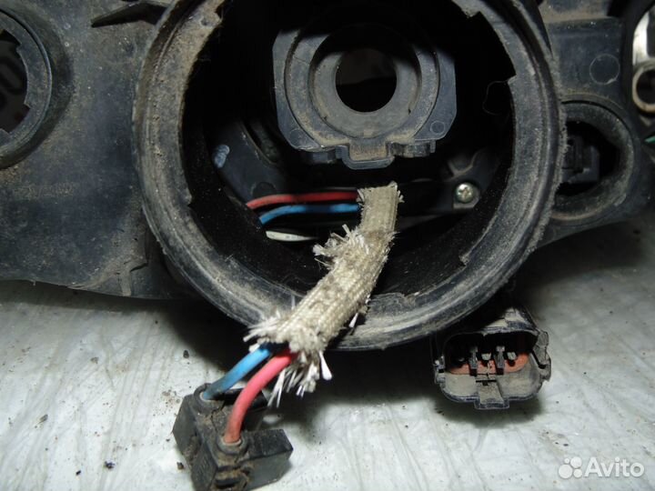 Фара левая для Daewoo Nexia N 150 2009 E3100021