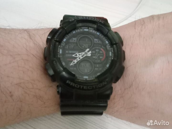 Наручные часы casio G-shock GA-140-1A1