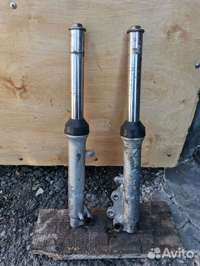 Перья вилки для скутера Vento Zip R3i, Stels Skif