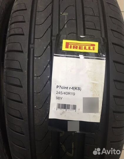 Pirelli Cinturato P7 245/40 R19 98Y