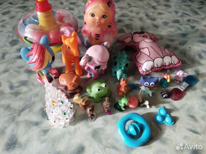 Детские игрушки пакетом животные