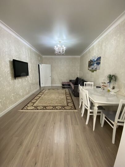 2-к. квартира, 50 м², 10/15 эт.