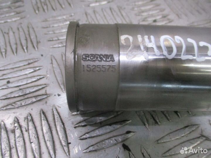 Ось шестерни задней передачи Scania 1525575