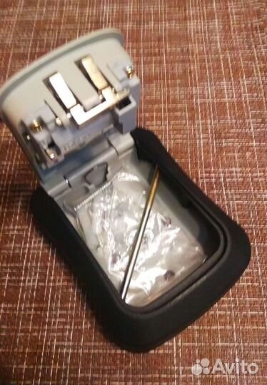 Мини сейф для ключей с кодовым замком