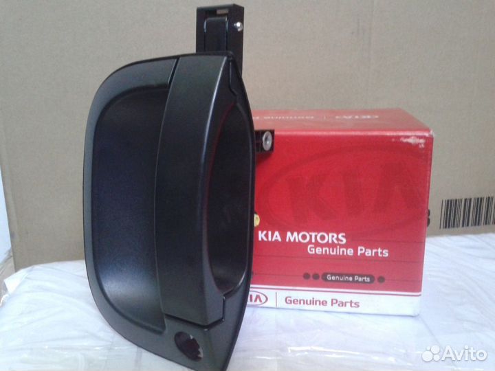 Ручка двери наружная левая на KIA Bongo-3