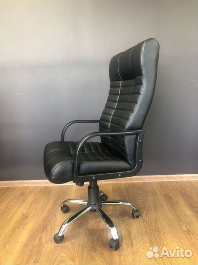 Компьютерное кресло