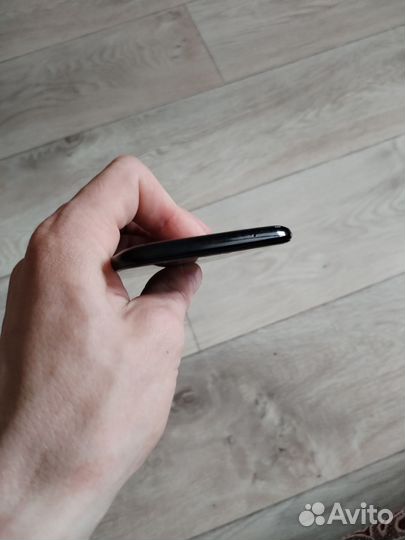 OnePlus 6, 6/64 ГБ