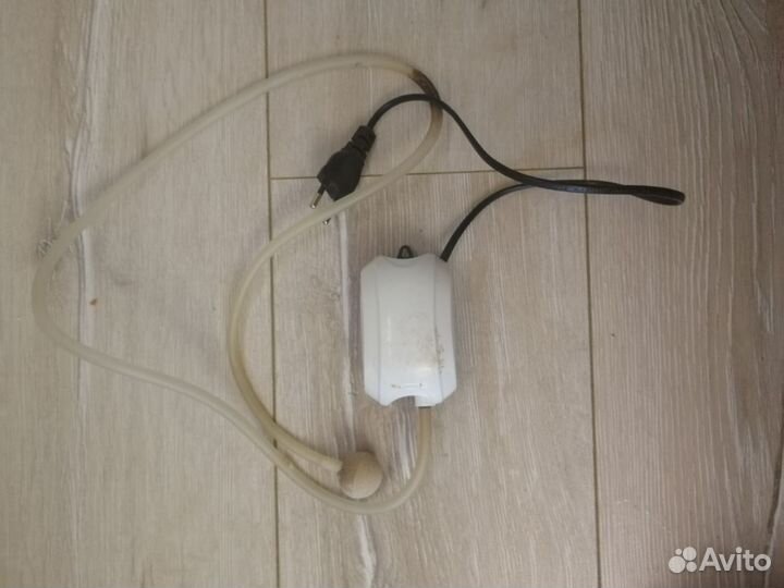 Аквариум, рыбки и растения + тумба