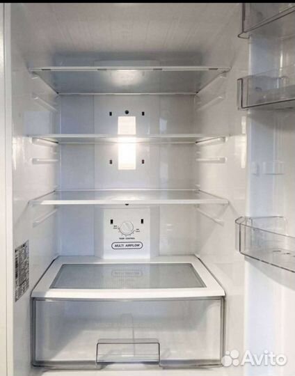 Холодильник LG