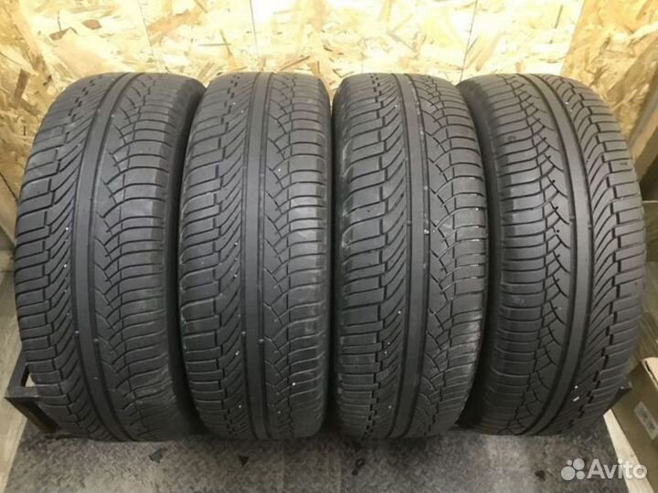 Michelin Latitude Diamaris 215/65 R16 98H