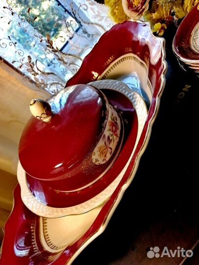 Фарфоровые блюдо, розетки масленка ГДР