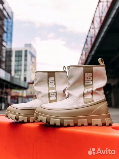 UGG Classic Brellah Mini