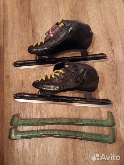 Конькобежные коньки