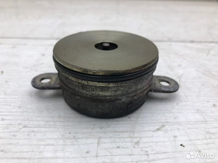 Клапан изменения фаз грм правый Land Rover Range