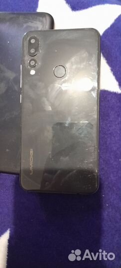 Samsung Galaxy A8 (2018), 4/32 ГБ
