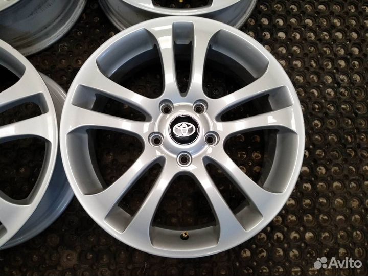 Диски R17 Toyota Camry Corolla Auris Alphard Rav4