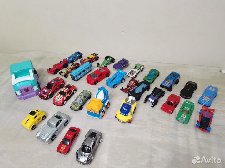 Машинки hot wheels и другие, Автовоз Hot wheels