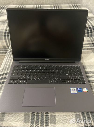 Продаю ноутбук huawei MateBook D 16
