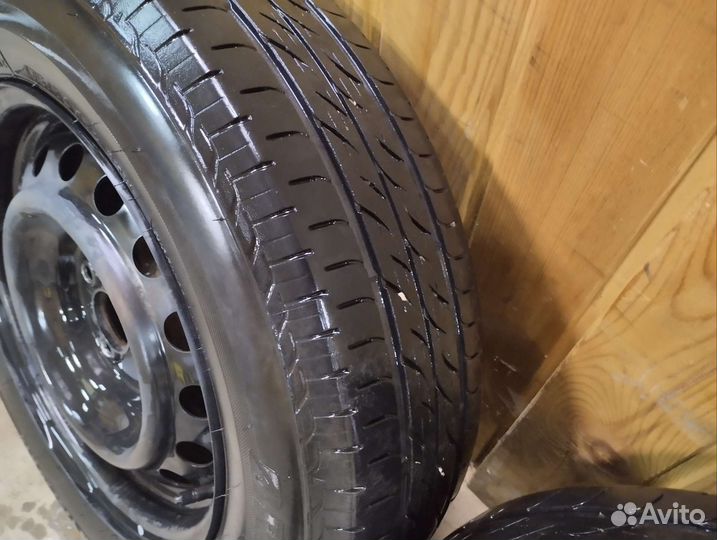 R14 Bridgestone Nextry Ecopia 175/70, PCD 4x100 DIA 52.5