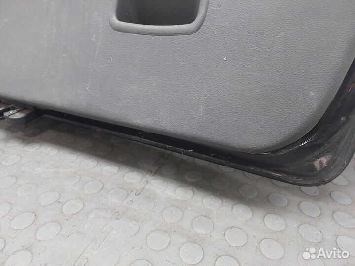 Ручка крышки багажника Volkswagen Polo, 2002