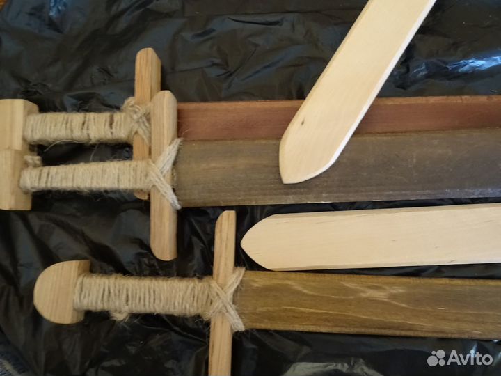 Мечи деревянные разной длины