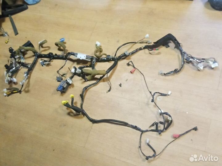 Проводка подторпедная Ланцер 9 4G18