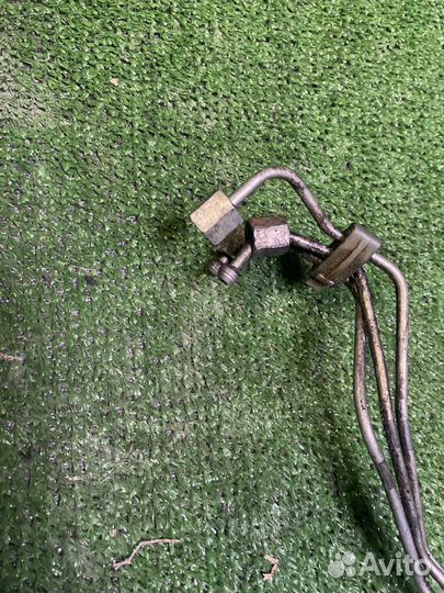 Трубка топливная Mercedes C W202 OM601