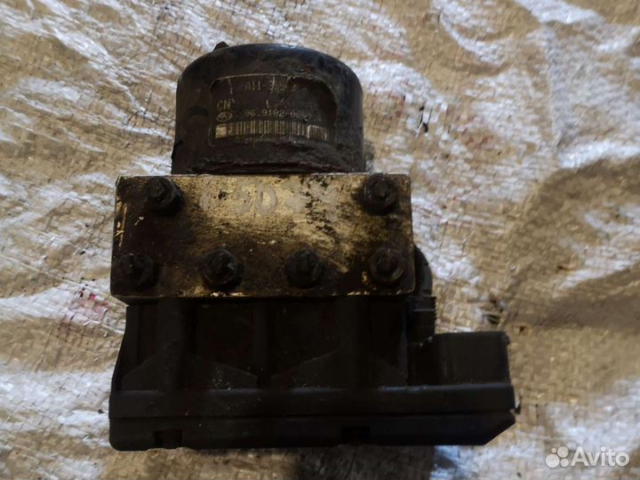 Блок ABS chery amulet (A11-3550010)