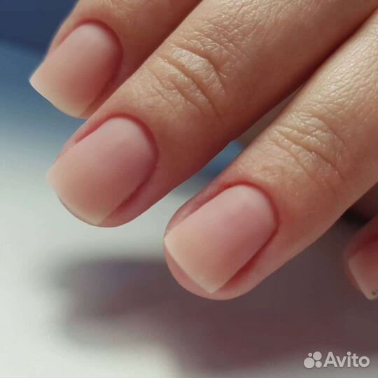 Маникюр педикюр