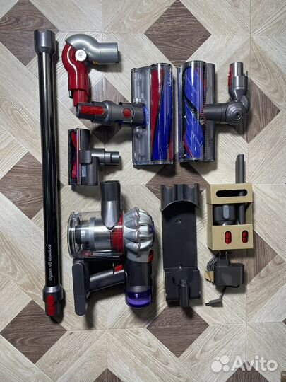 Dyson v8 SV25 absolute новый пылесос