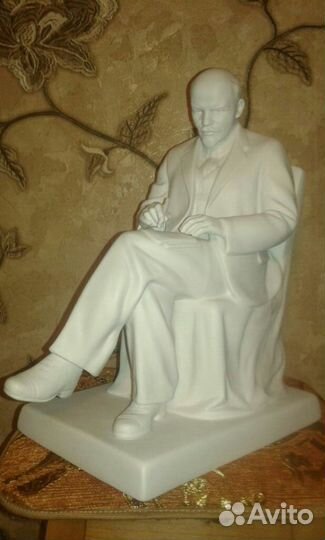 Статуэтка лфз Ленин В. И. (бисквит)