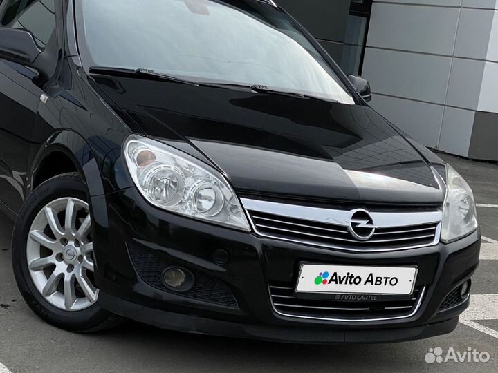 Opel Astra 1.6 МТ, 2014, 220 000 км