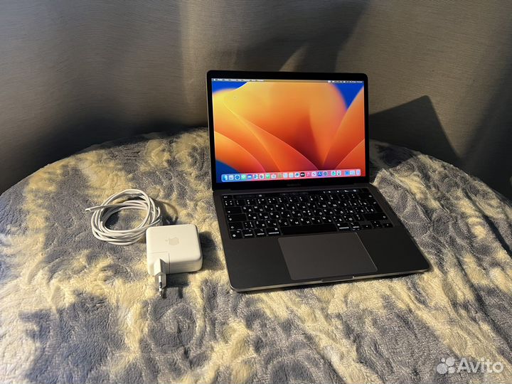 MacBook Pro M1 16/512 Акб 100 Идеал Ростест