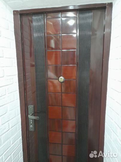 Входная дверь